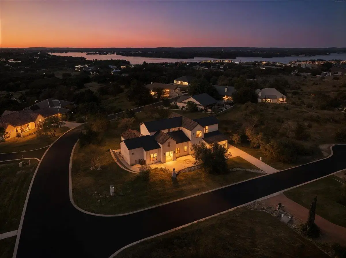 102 Mountain Home Rd, Horseshoe Bay, TX 78657 - Image #1