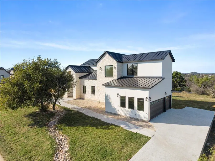 102 Mountain Home Rd, Horseshoe Bay, TX 78657 - Image #3