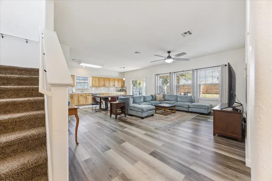 111 Teron Dr, San Marcos, TX 78666 - Image #2