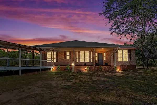 300 Round Rock Rd, Wimberley, TX 78676