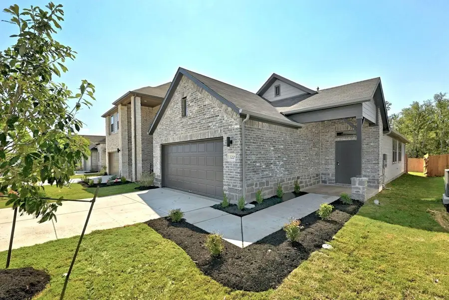 320 Bendecido Loop, Elgin, TX 78621 - Image #2