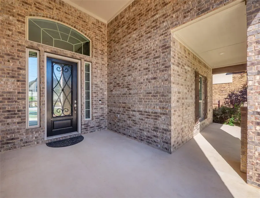 2817 Mossy Springs Dr, Leander, TX 78641 - Image #2