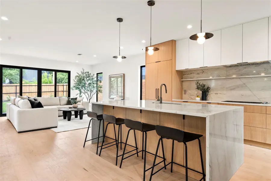1005 W Johanna St W, Austin, TX 78704 - #3