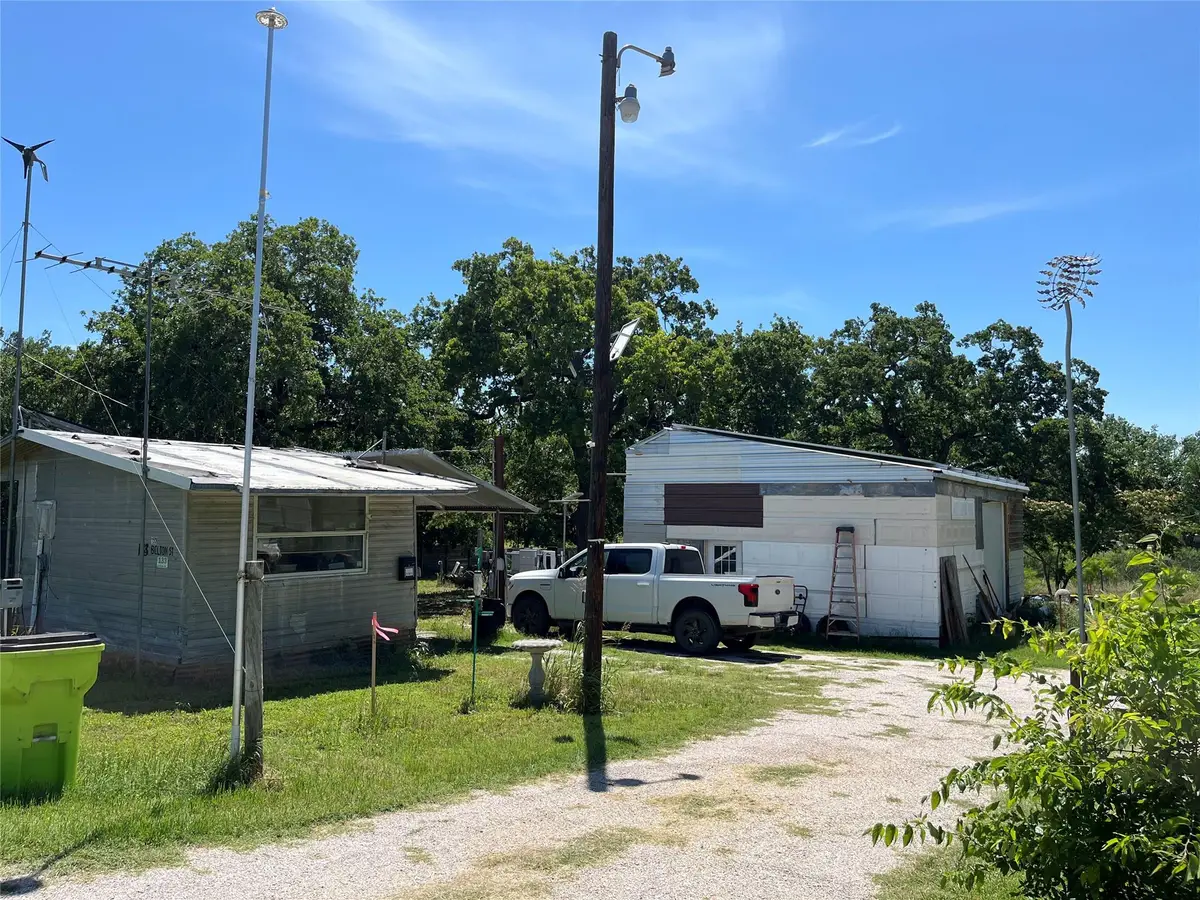 135 Belton St, McDade, TX 78650 - #1