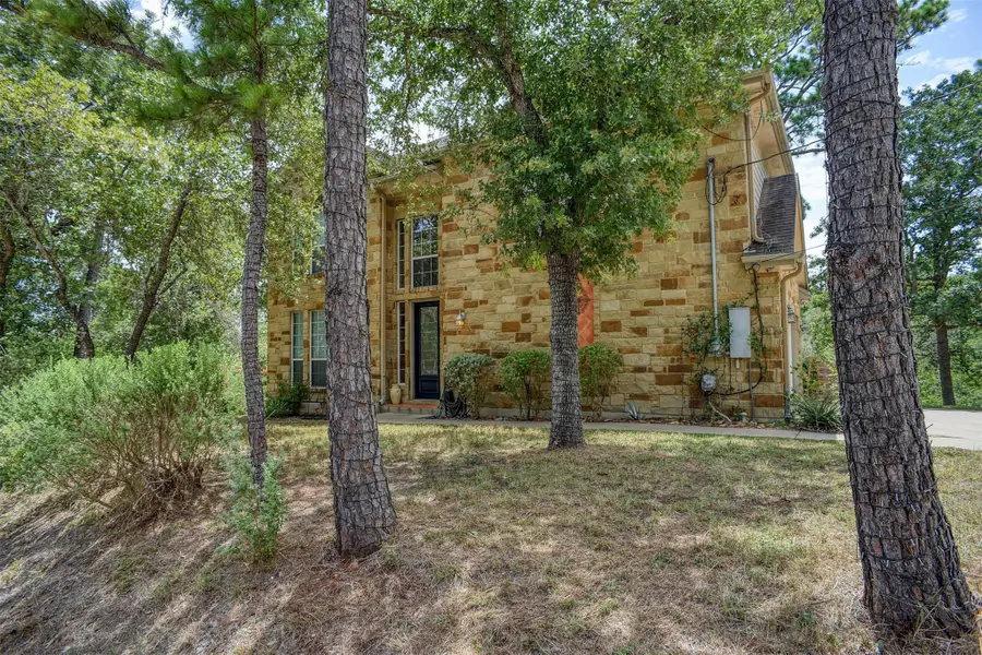 382 Akaloa Dr, Bastrop, TX 78602 - Image #3