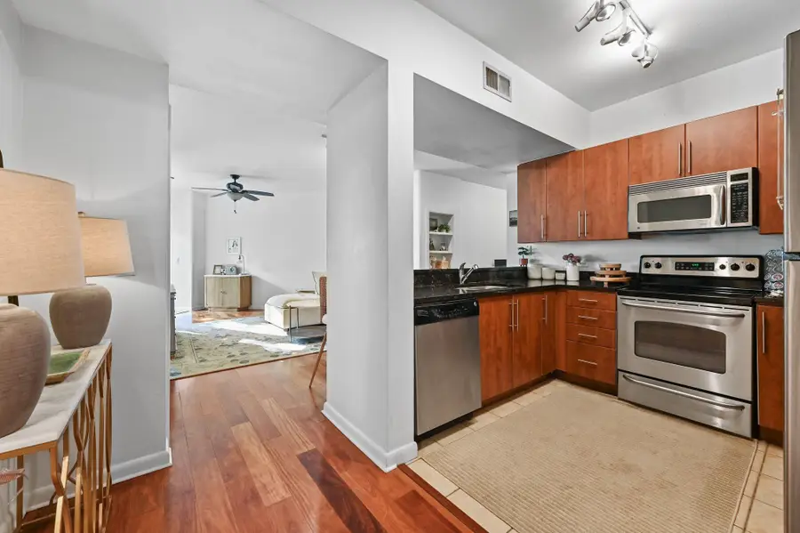 54 Rainey St #416, Austin, TX 78701 - Image #2