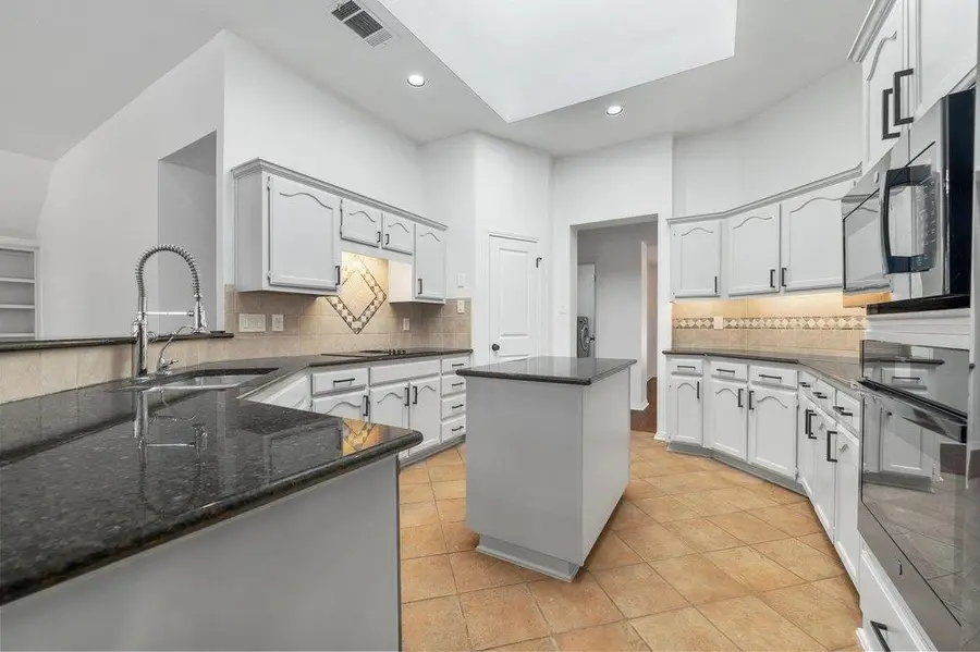 209 El Rio Dr, Lakeway, TX 78734 - #3