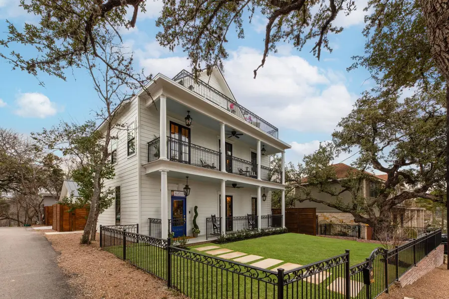 1804 S 6th St, Austin, TX 78704 - Image #3