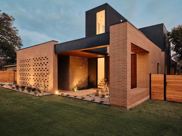 6411 Cary Dr, Austin, TX 78757
