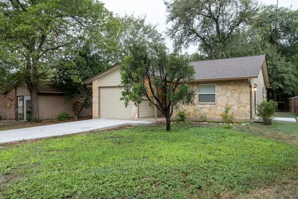 2018 Nevada St, San Marcos, TX 78666