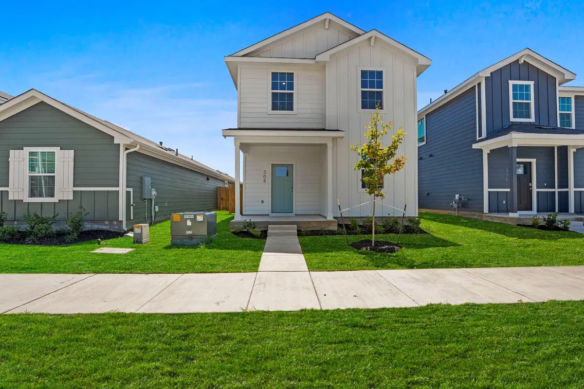 304 Constanza Trl, Bastrop, TX 78602 - #1