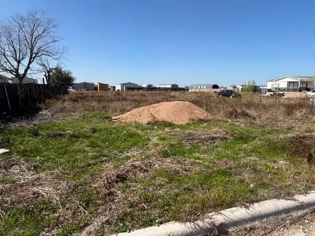 420 Arrowhead Cv, Kyle, TX 78640 - Image #2