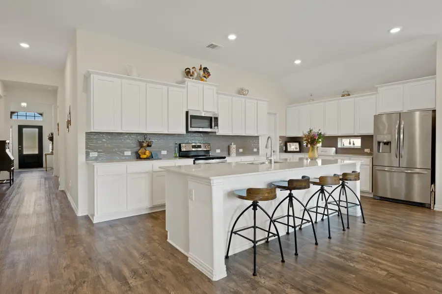 1437 Morning View Rd, Georgetown, TX 78628 - Image #3