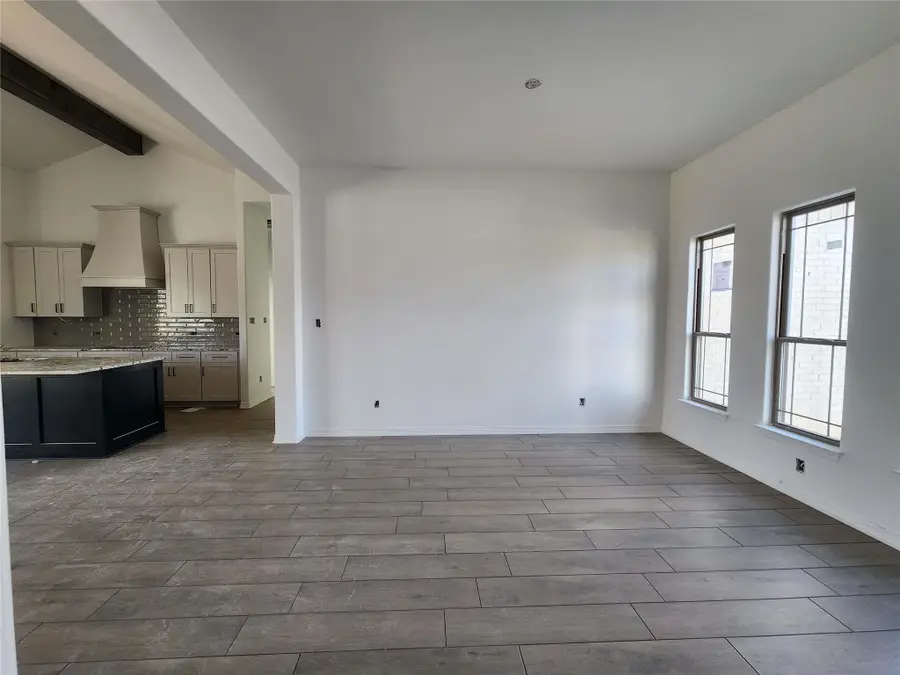 701 Golden Eagle Dr, Salado, TX 76571 - #2