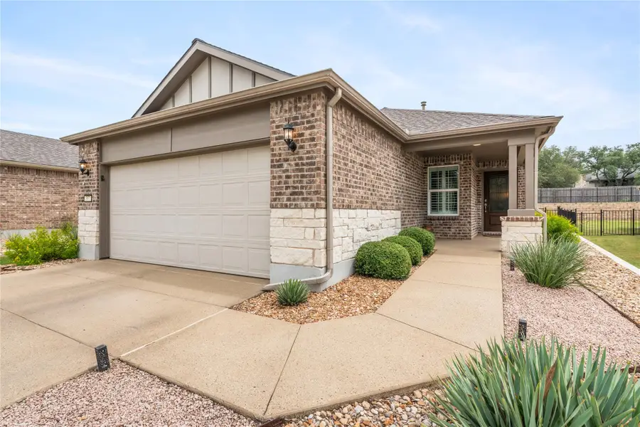 307 Hobby St, Georgetown, TX 78633 - Image #2