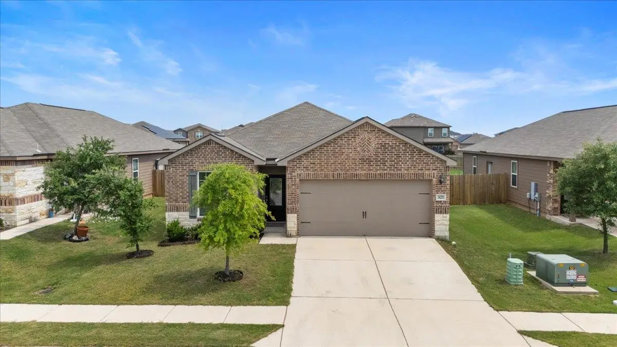 321 Freedom Park Ave, Liberty Hill, TX 78642 - #1