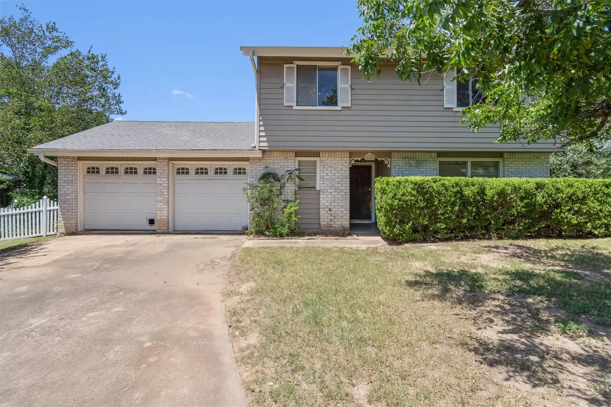 5400 Salem Walk Dr, Austin, TX 78745 - #1