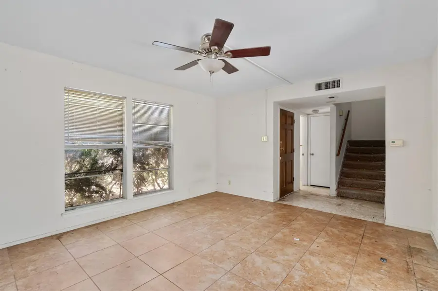 5400 Salem Walk Dr, Austin, TX 78745 - #2