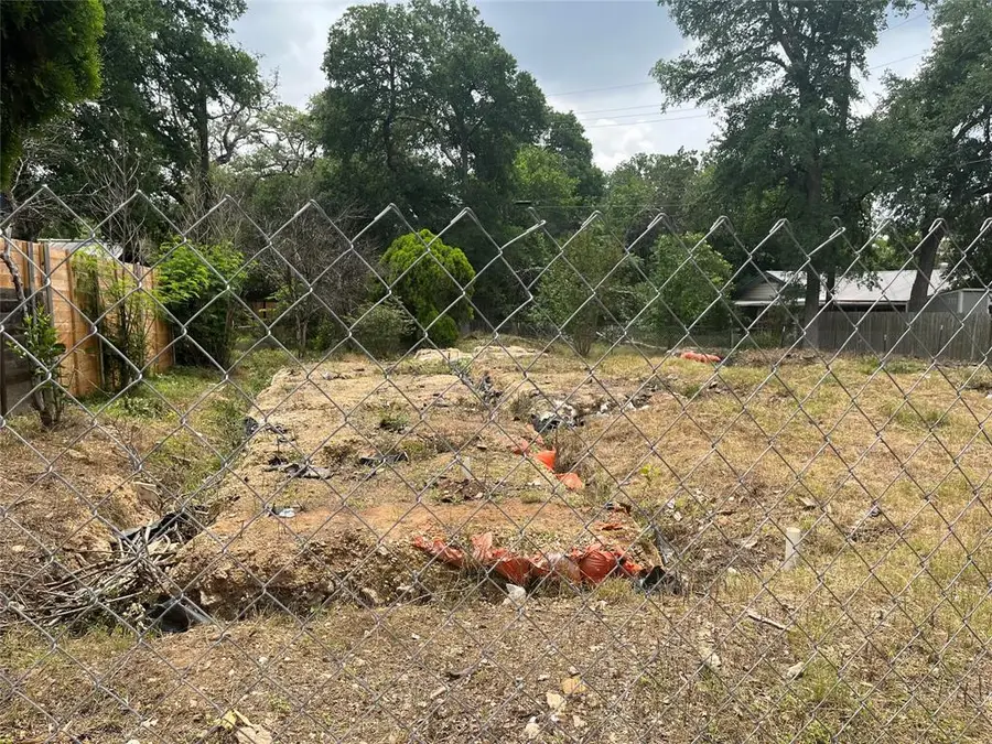 4621 Menchaca Rd, Austin, TX 78745 - #3