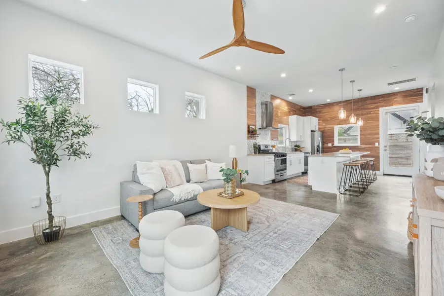 1218 Eleanor St #1, Austin, TX 78721 - Image #3