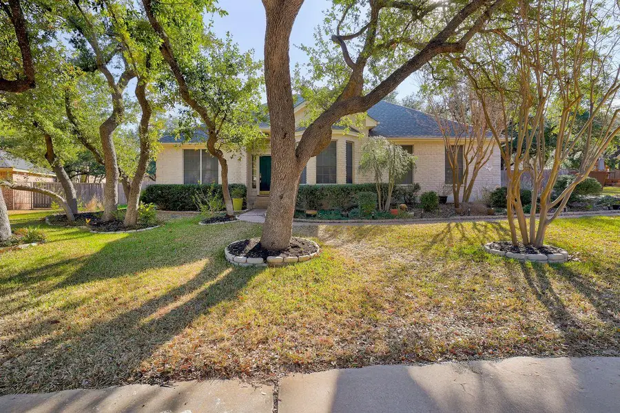 301 Rim Rock Dr, Georgetown, TX 78628 - Image #3