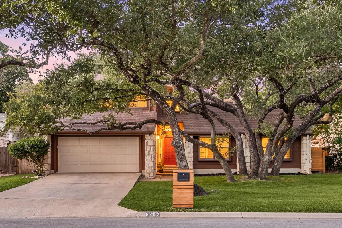 6702 Fireoak Dr, Austin, TX 78759 - #1