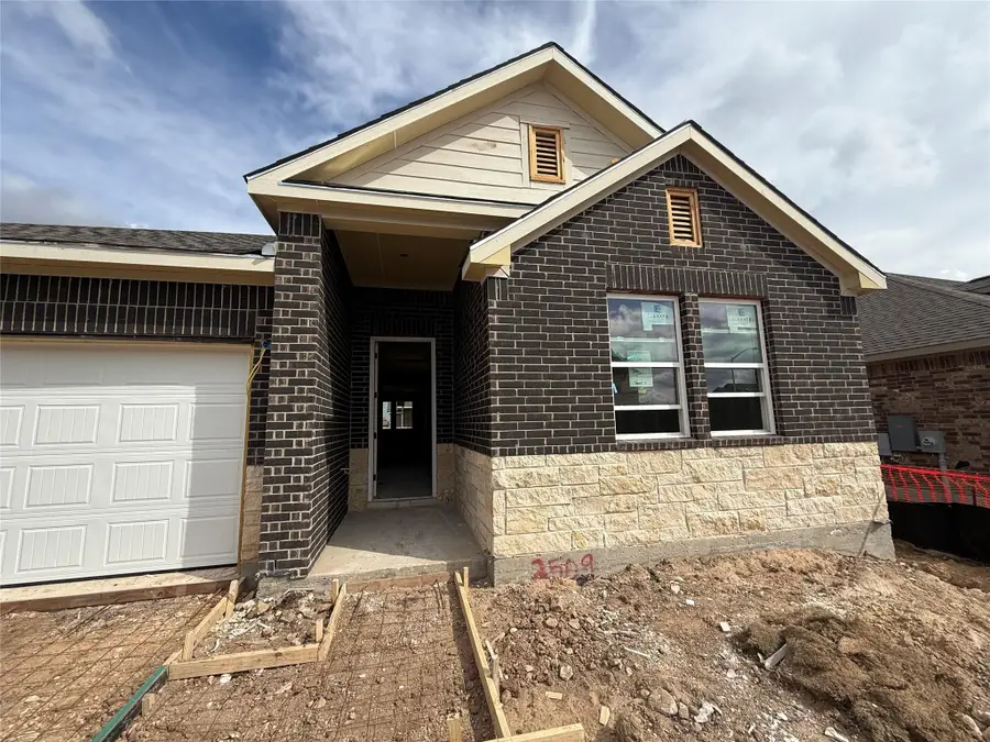 2509 Walking Y Rd, Georgetown, TX 78633 - Image #2