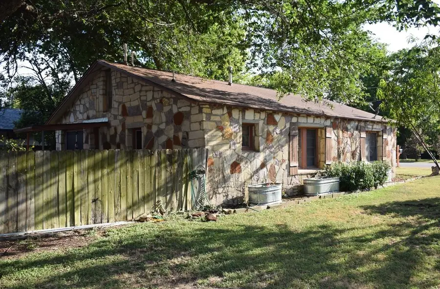 1601 S Pine St, Georgetown, TX 78626 - #2