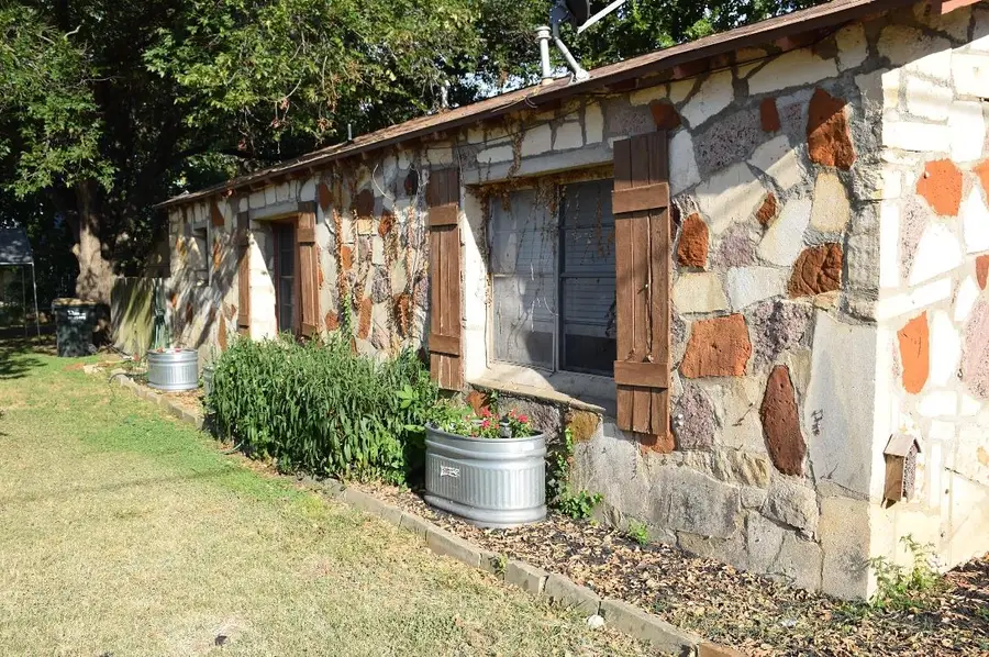 1601 S Pine St, Georgetown, TX 78626 - #3