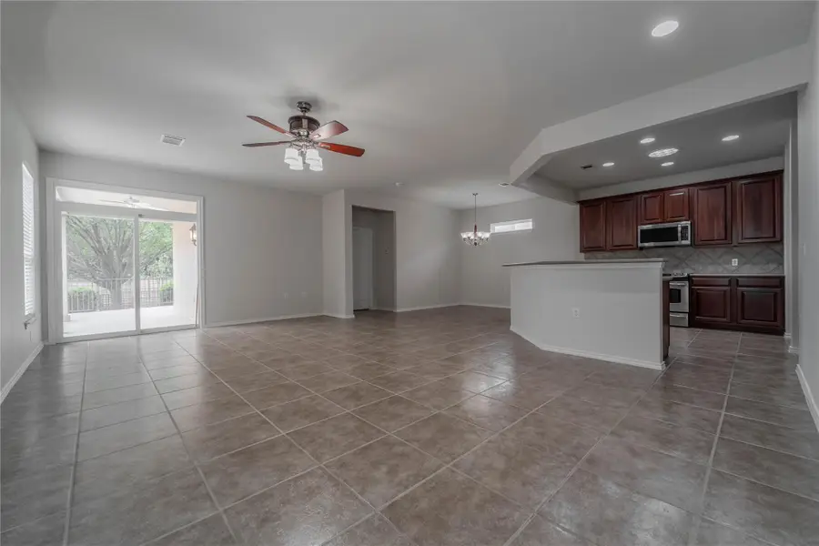 122 Granite Peak Cv, Georgetown, TX 78633 - #3