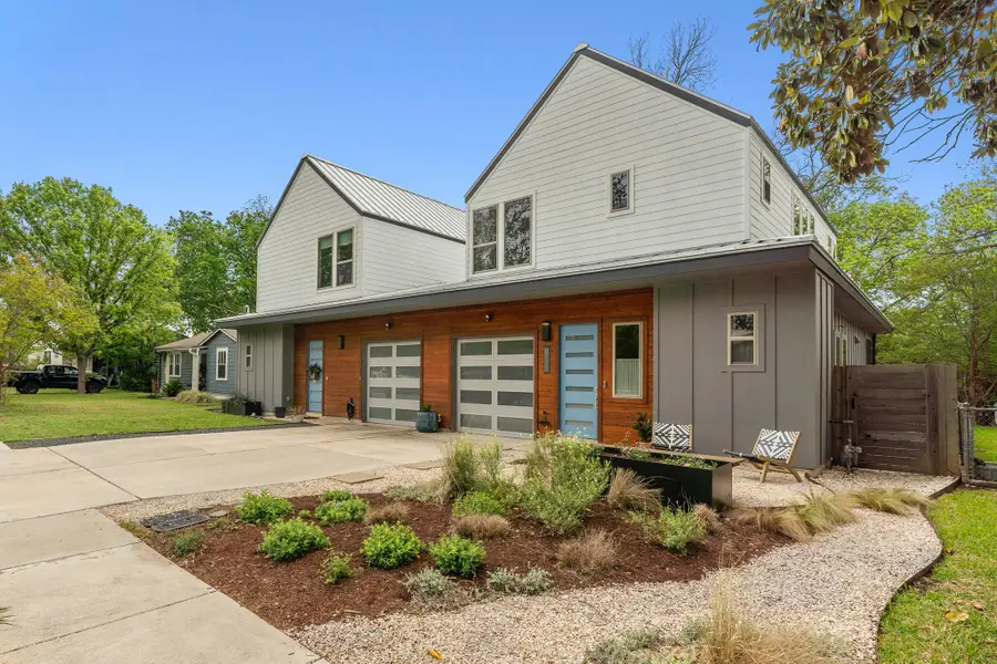 1409 Alegria Rd #B, Austin, TX 78757 - #2