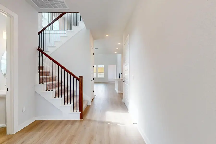 4505 Bridal Veil Dr, Austin, TX 78747 - Image #3