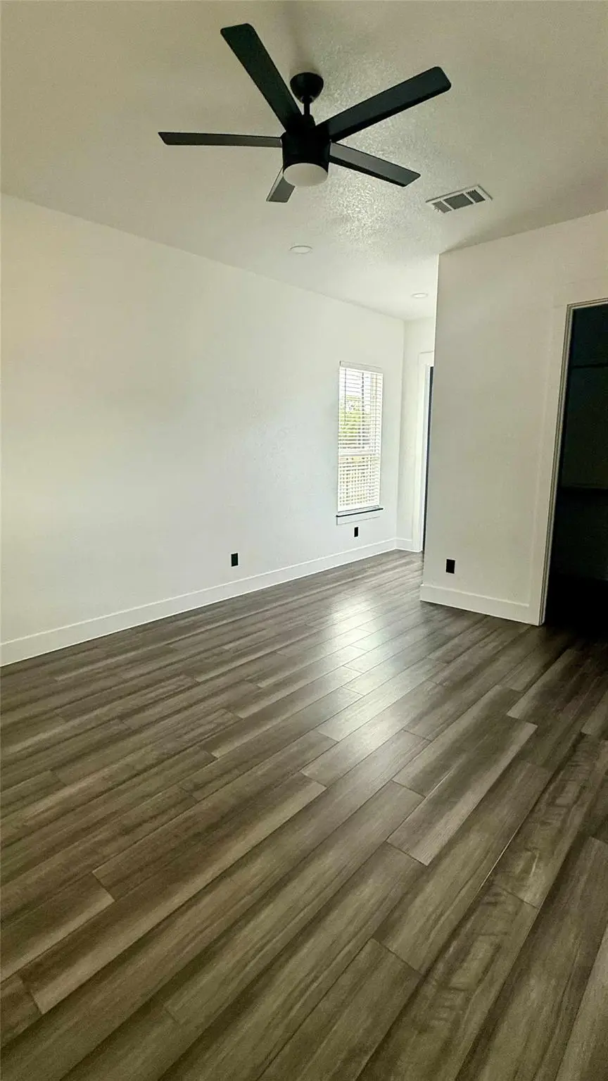 146 Buena Fortuna Rd, Elgin, TX 78621 - #3