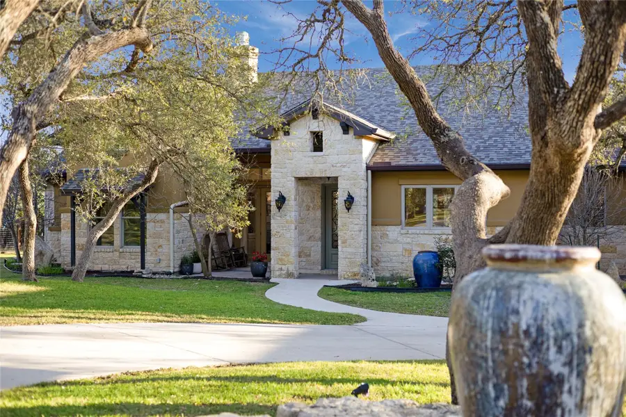 335 Beulah Ln, Dripping Springs, TX 78620 - #2