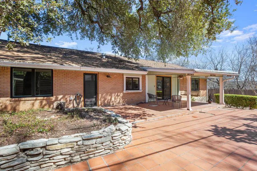 1617 Elmhurst Dr, Austin, TX 78741 - Image #2