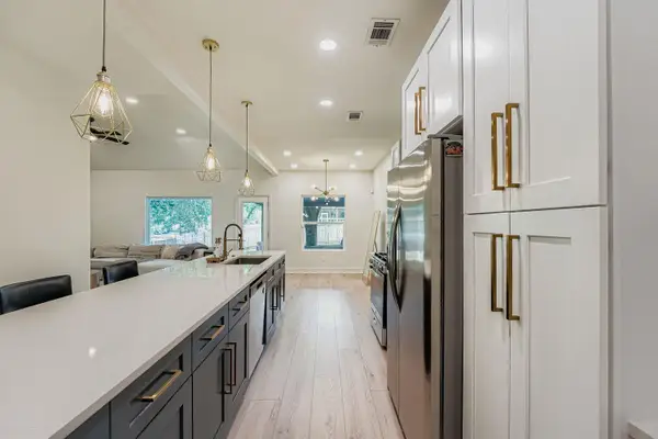 2019 Elder Way, Round Rock, TX 78664