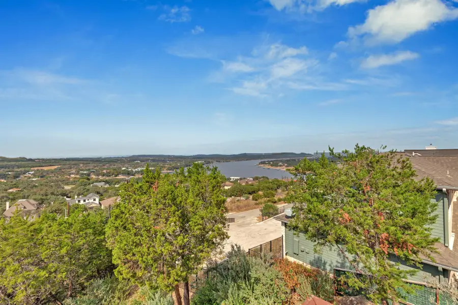 403 Rogart Dr, Spicewood, TX 78669 - Image #2