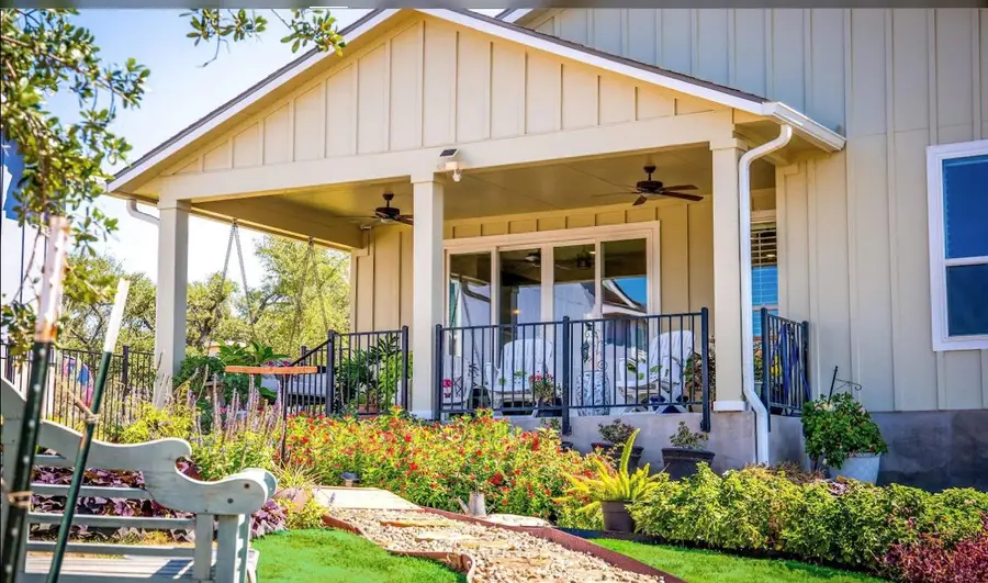 115 Twisting Crest Cv, San Marcos, TX 78666 - #2