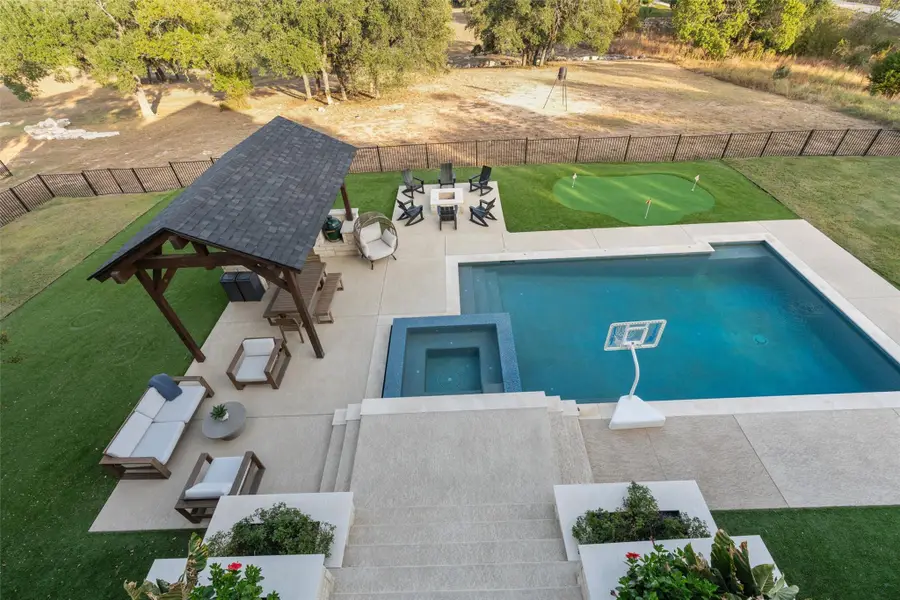 1008 Eagle Point Dr, Georgetown, TX 78628 - Image #3