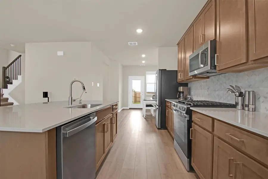 124 Barret Dr, Liberty Hill, TX 78642 - Image #2