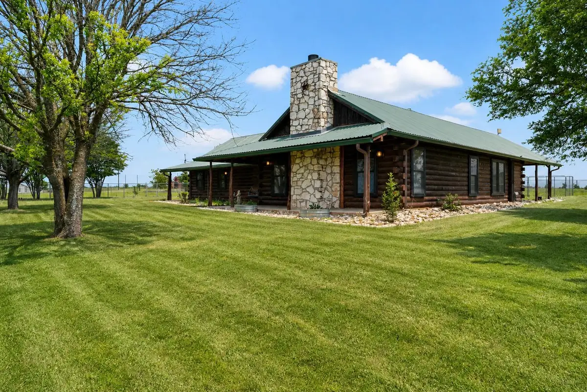 800 County Road 126, Georgetown, TX 78626 - #1