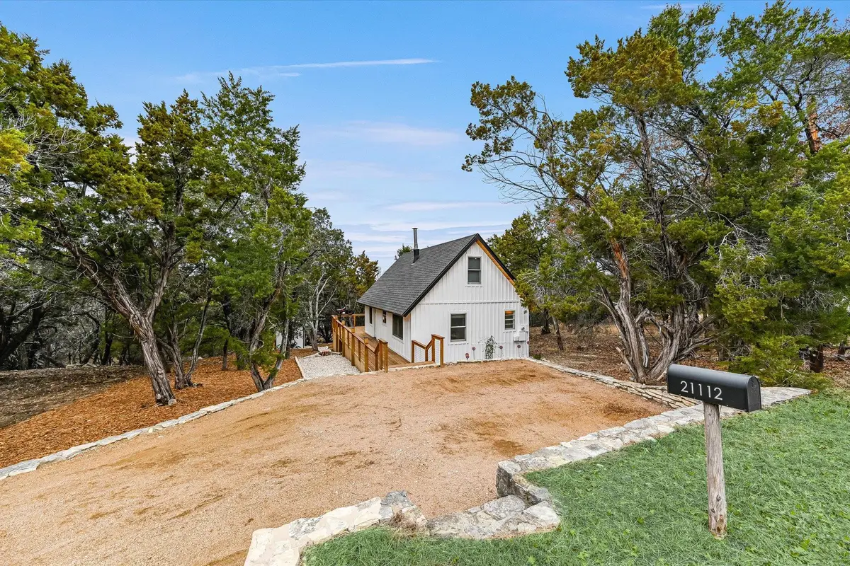 21112 Brewer Ln, Lago Vista, TX 78645 - Image #1