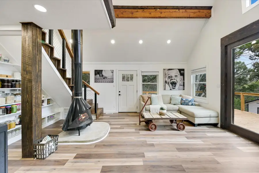 21112 Brewer Ln, Lago Vista, TX 78645 - Image #3