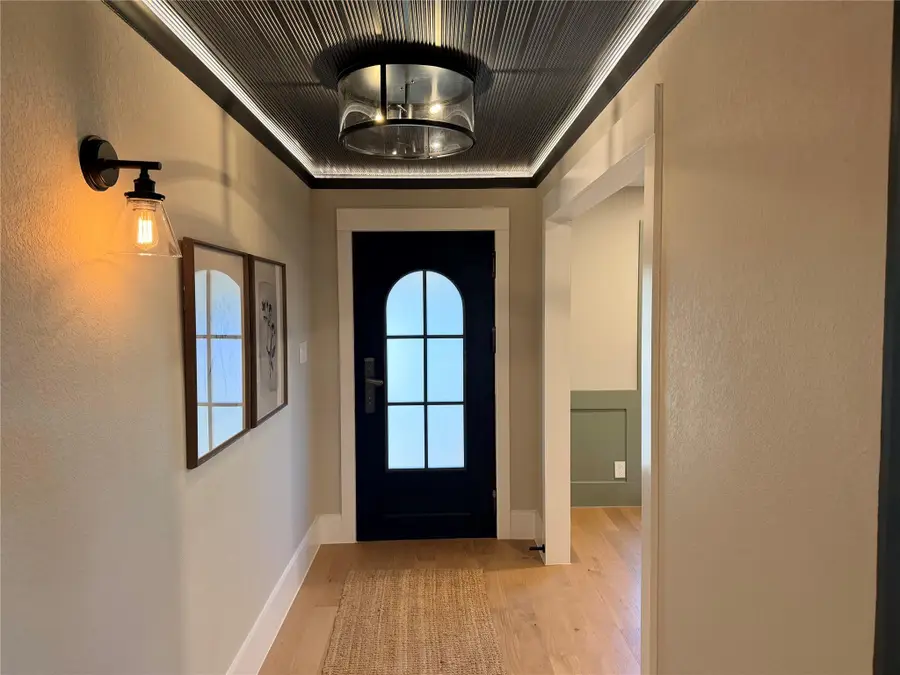 9401 Topridge Dr, Austin, TX 78750 - #2