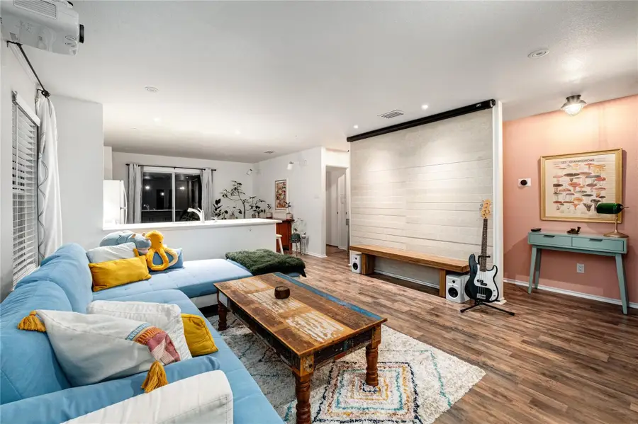 102 Woodley Rd, Leander, TX 78641 - #2