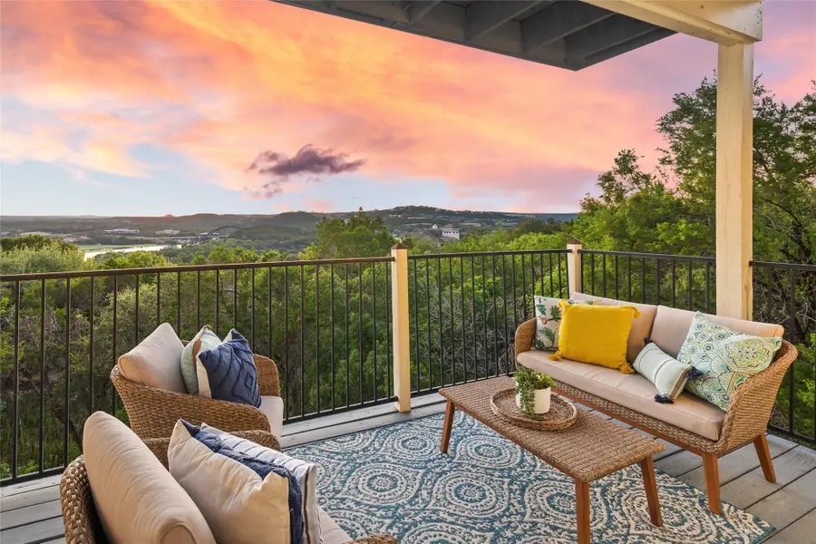 5926 N West Pl, Austin, TX 78731 - Image #2