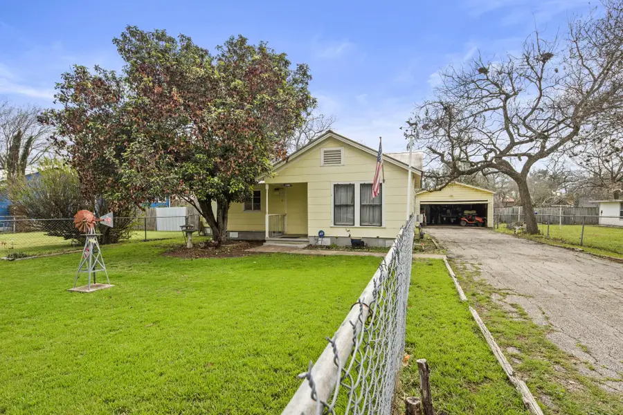 2601 Sweeney Ln, Austin, TX 78723 - Image #3