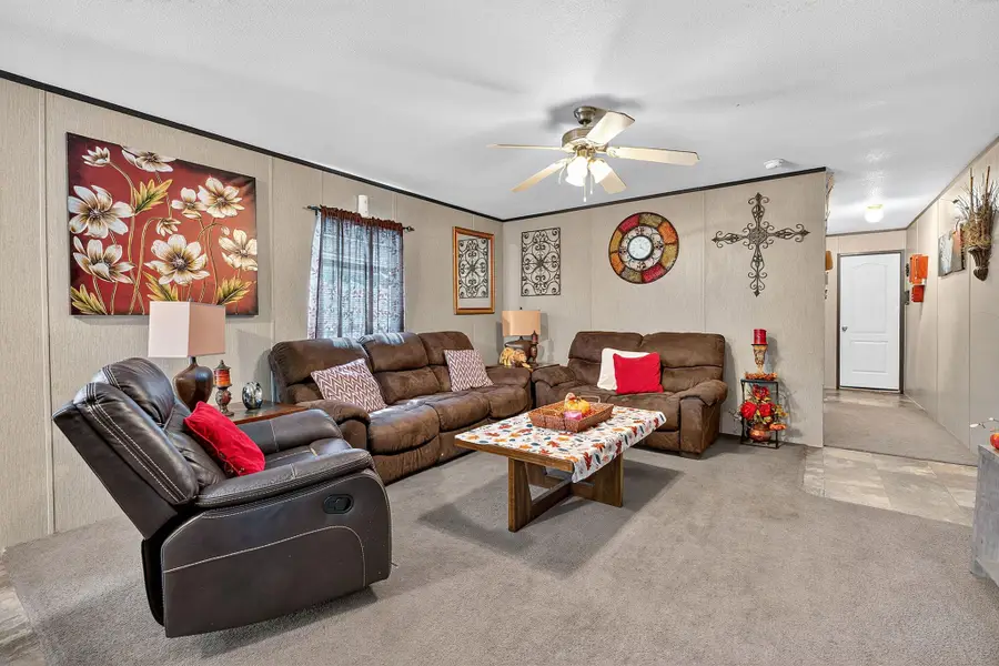 175 Las Estancias Dr, Cedar Creek, TX 78612 - #3
