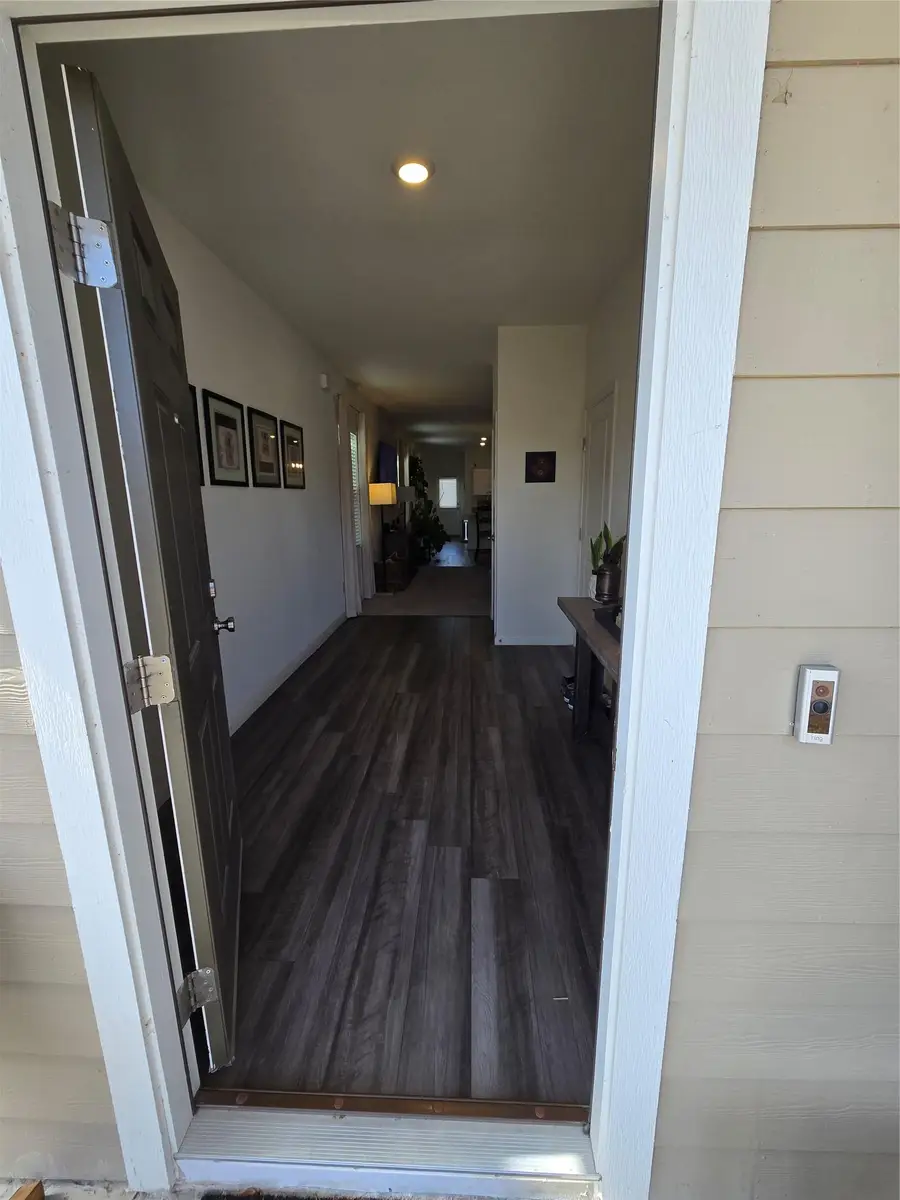107 Gray Fox Loop, Hutto, TX 78634 - #2