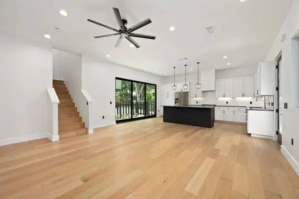 818 Stark St #A, Austin, TX 78756